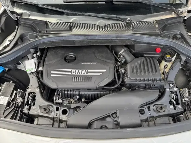 BMW 218