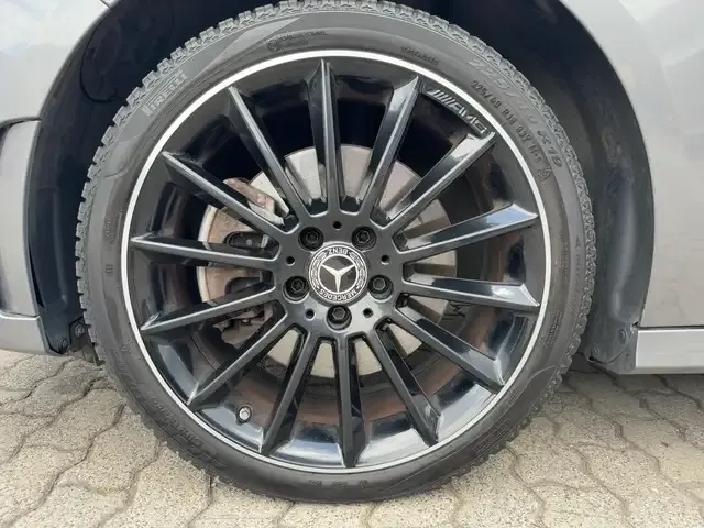 Mercedes-Benz B 250