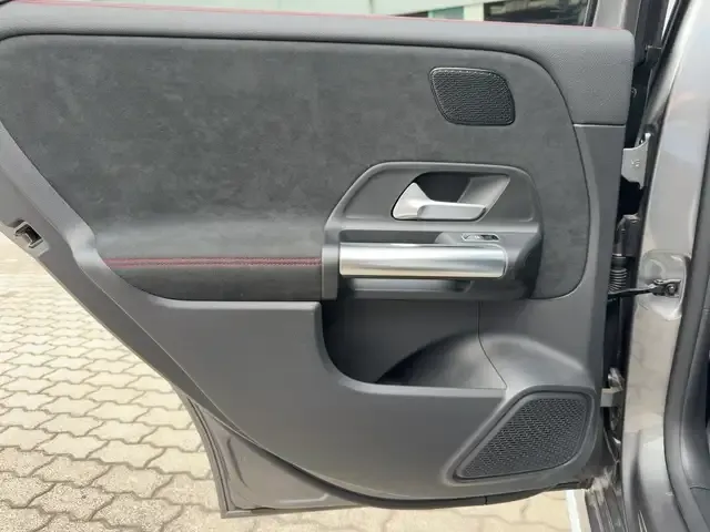 Mercedes-Benz B 250