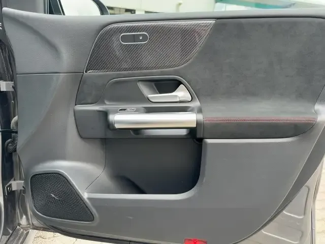 Mercedes-Benz B 250