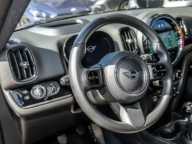 MINI One Countryman
