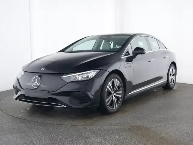 Mercedes-Benz EQE 300