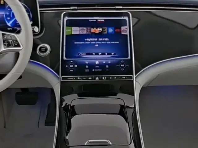 Mercedes-Benz EQE 300