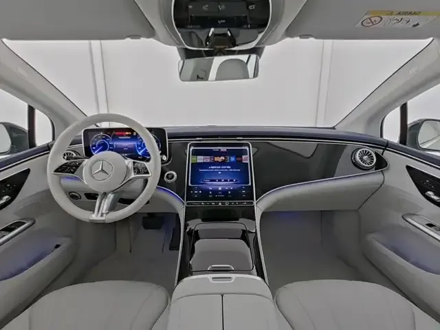 Mercedes-Benz EQE 300