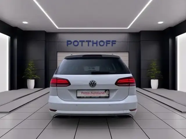 Volkswagen Golf Variant