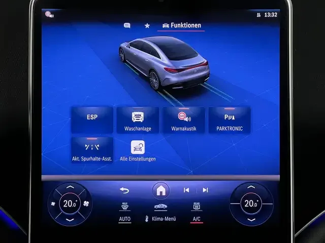 Mercedes-Benz EQE 300