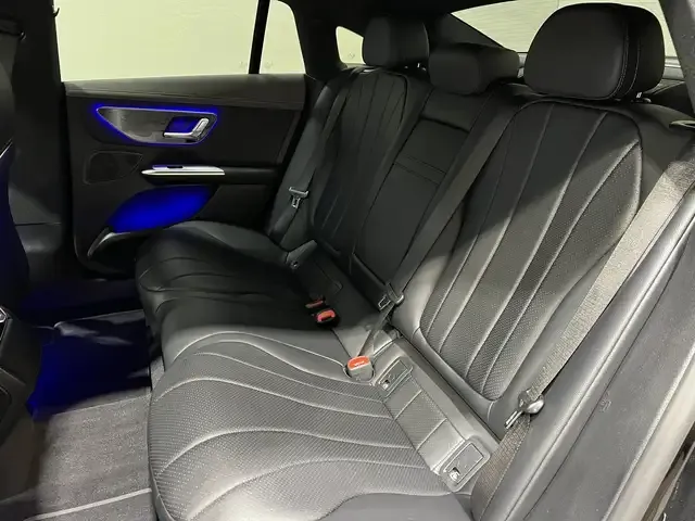 Mercedes-Benz EQE 300