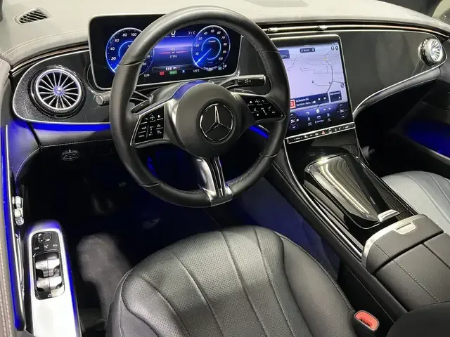 Mercedes-Benz EQE 300