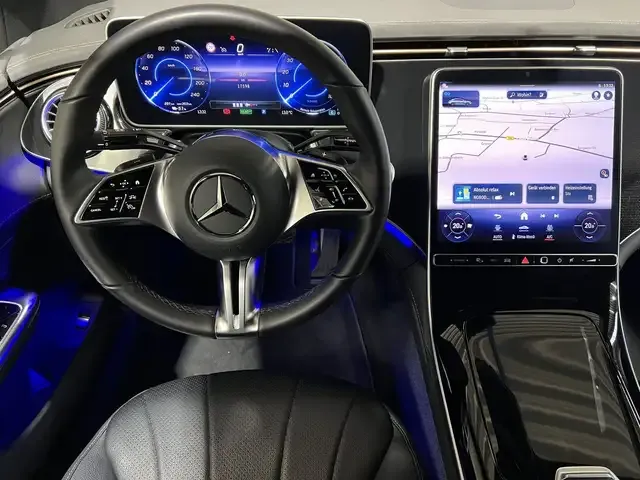 Mercedes-Benz EQE 300