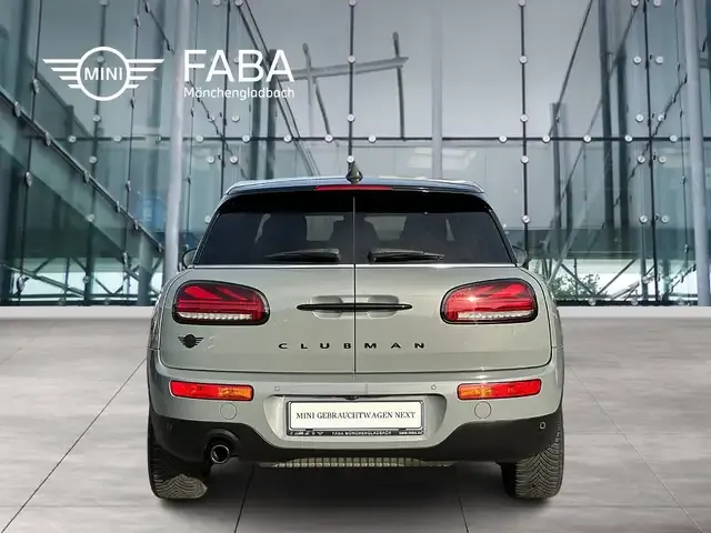 MINI Cooper Clubman