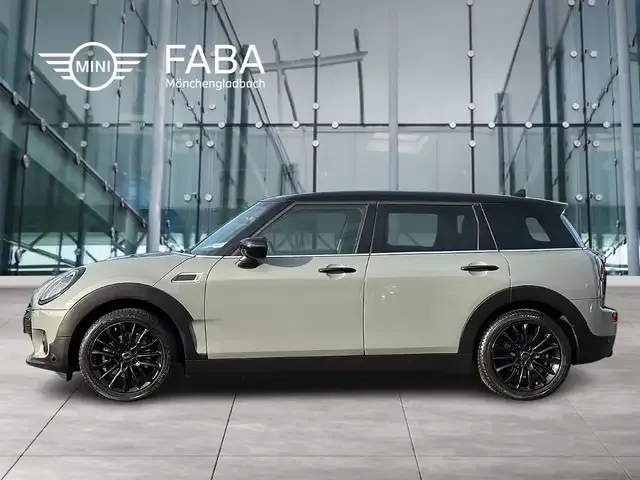 MINI Cooper Clubman