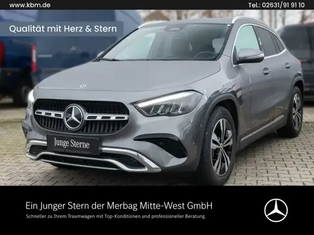 Mercedes-Benz GLA 180