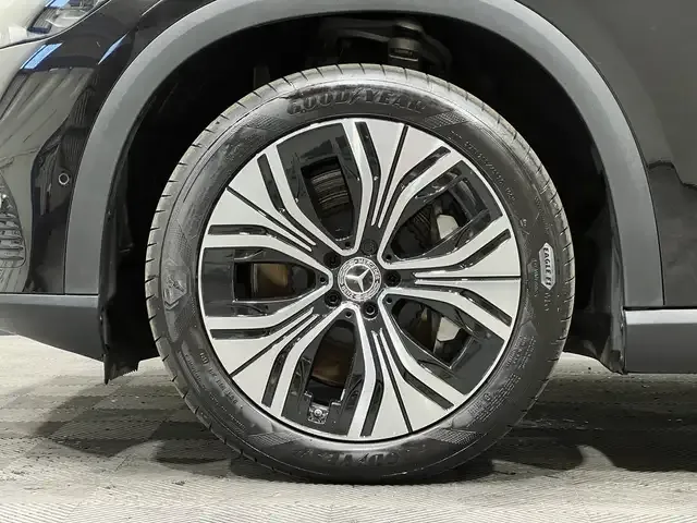 Mercedes-Benz EQE 350