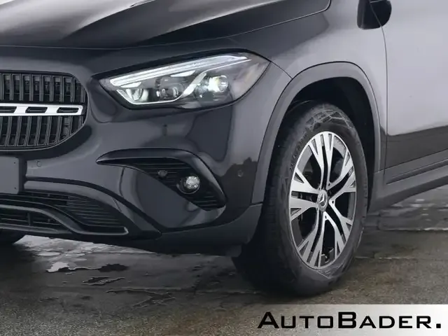 Mercedes-Benz GLA 180