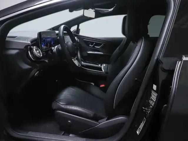 Mercedes-Benz EQE 300