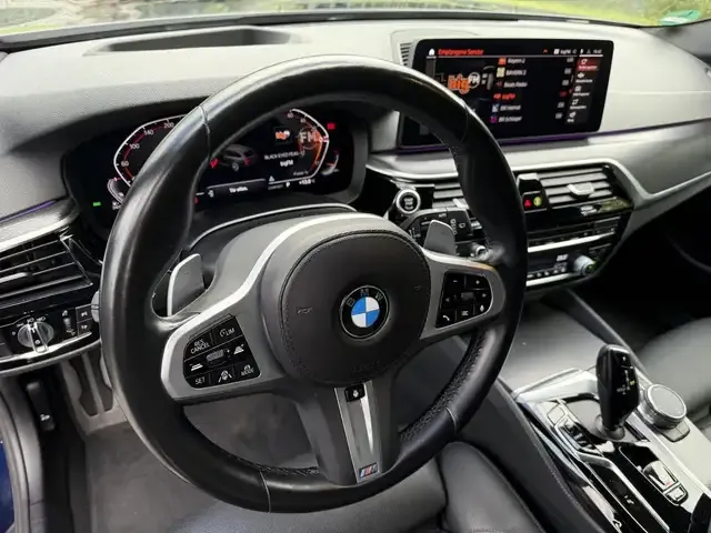 BMW 530