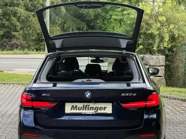 BMW 530