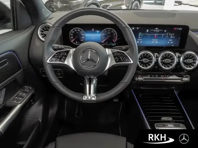 Mercedes-Benz GLA 180