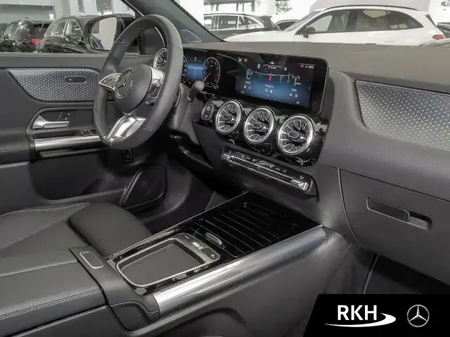Mercedes-Benz GLA 180