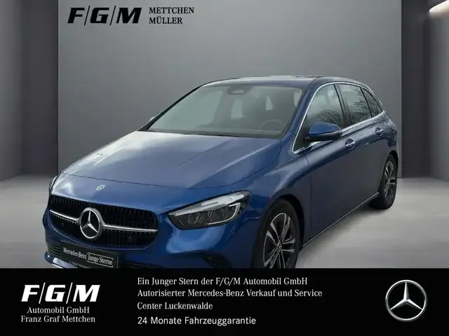 Mercedes-Benz B 220