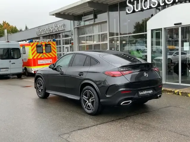 Mercedes-Benz GLC 220