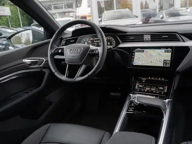 Audi Q8 e-tron
