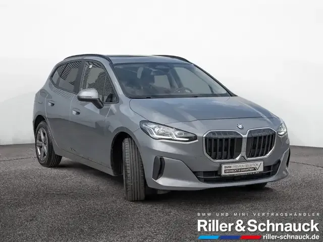BMW 220