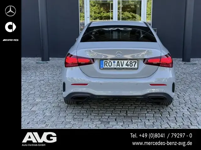 Mercedes-Benz A 200