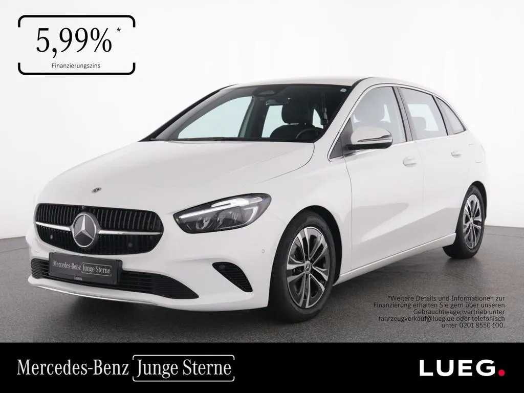 Mercedes-Benz B 180