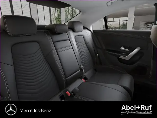 Mercedes-Benz CLA 180