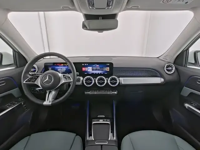 Mercedes-Benz EQB 300