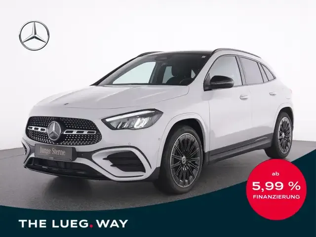 Mercedes-Benz GLA 220