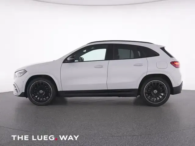 Mercedes-Benz GLA 220