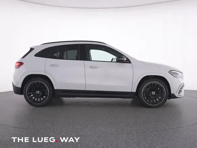 Mercedes-Benz GLA 220