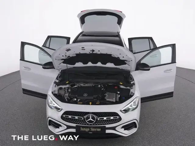 Mercedes-Benz GLA 220