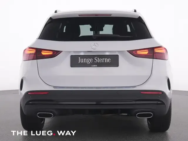 Mercedes-Benz GLA 220