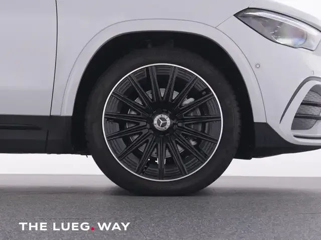 Mercedes-Benz GLA 220