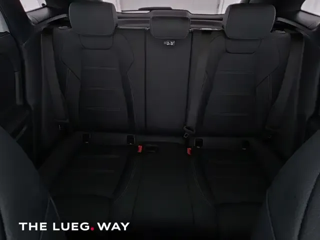 Mercedes-Benz GLA 220