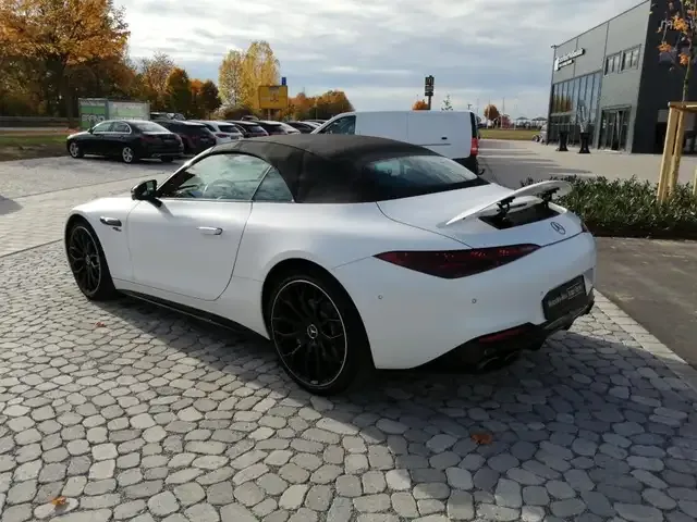Mercedes-Benz SL 43 AMG