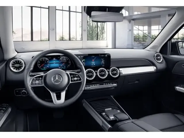 Mercedes-Benz GLB 220