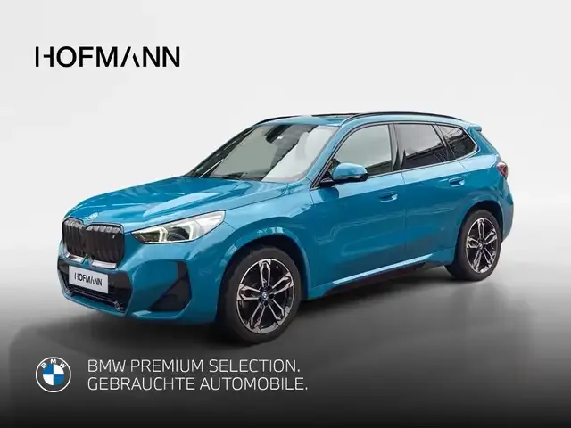 BMW iX1