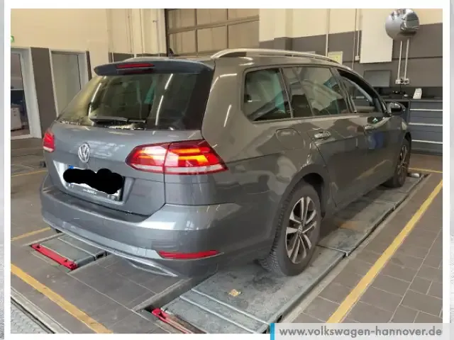 Volkswagen Golf Variant