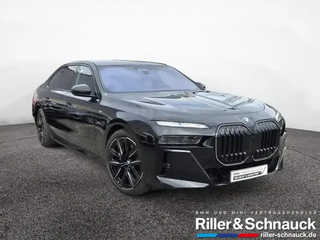 BMW 740