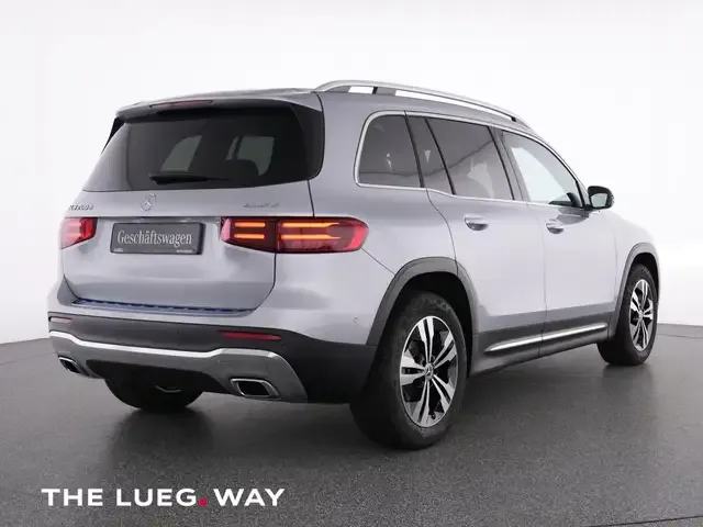 Mercedes-Benz GLB 200
