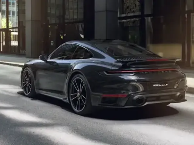 Porsche 911