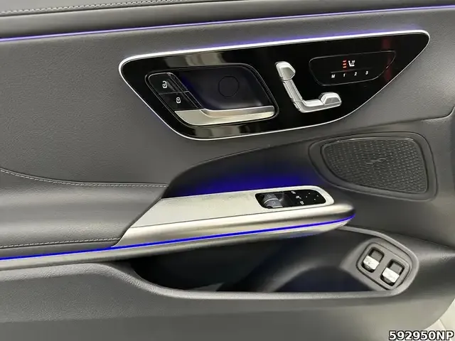 Mercedes-Benz CLE 300