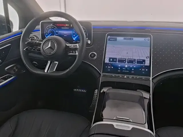 Mercedes-Benz EQE SUV