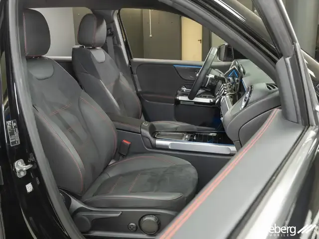 Mercedes-Benz GLB 250