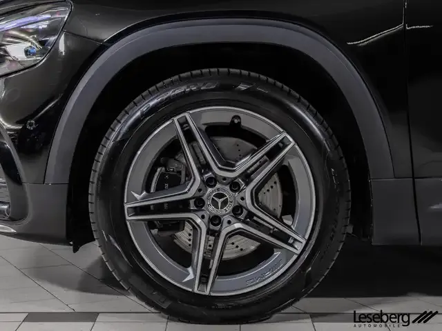 Mercedes-Benz GLB 250