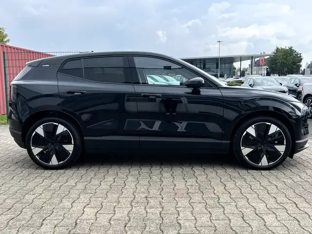 Volvo EX30